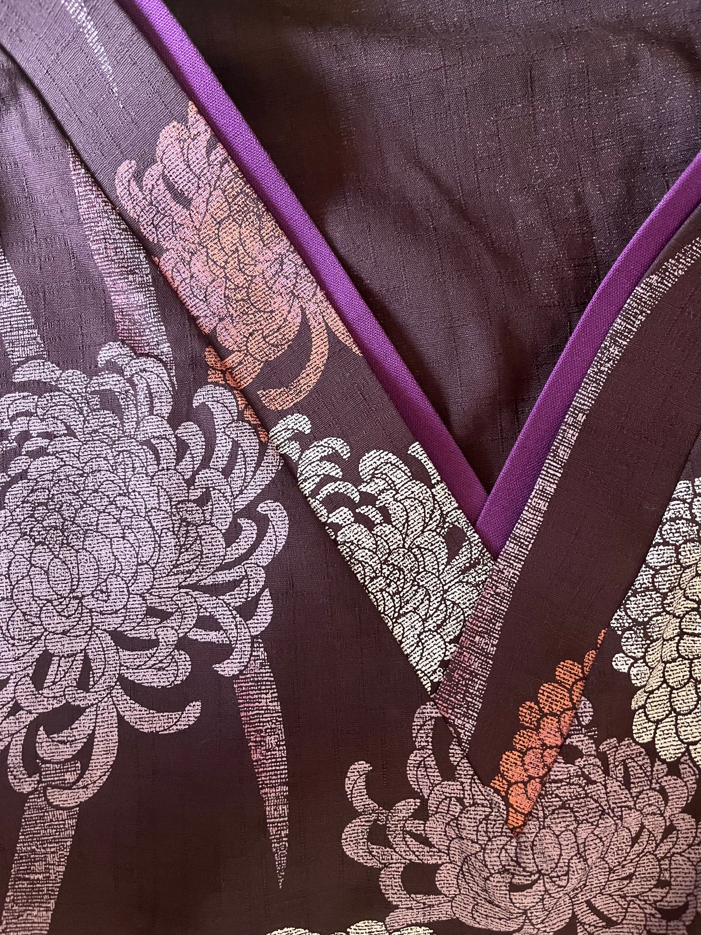 Hikari no Mai - Purple Chrysanthemum Pattern Kimono Dress